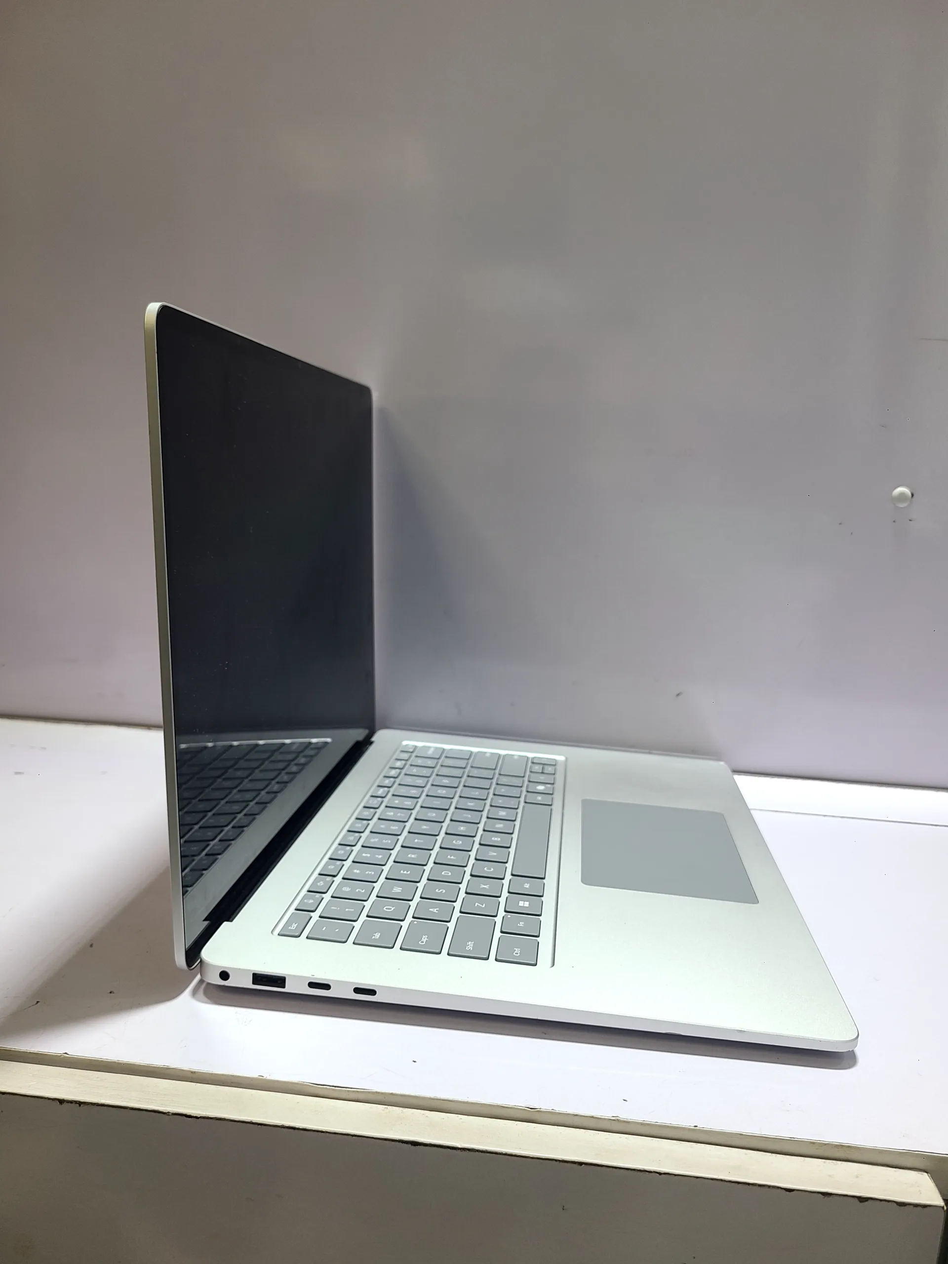 Microsoft 7th edition squadron - 1TB SSD - 16GB RAM - Image 5