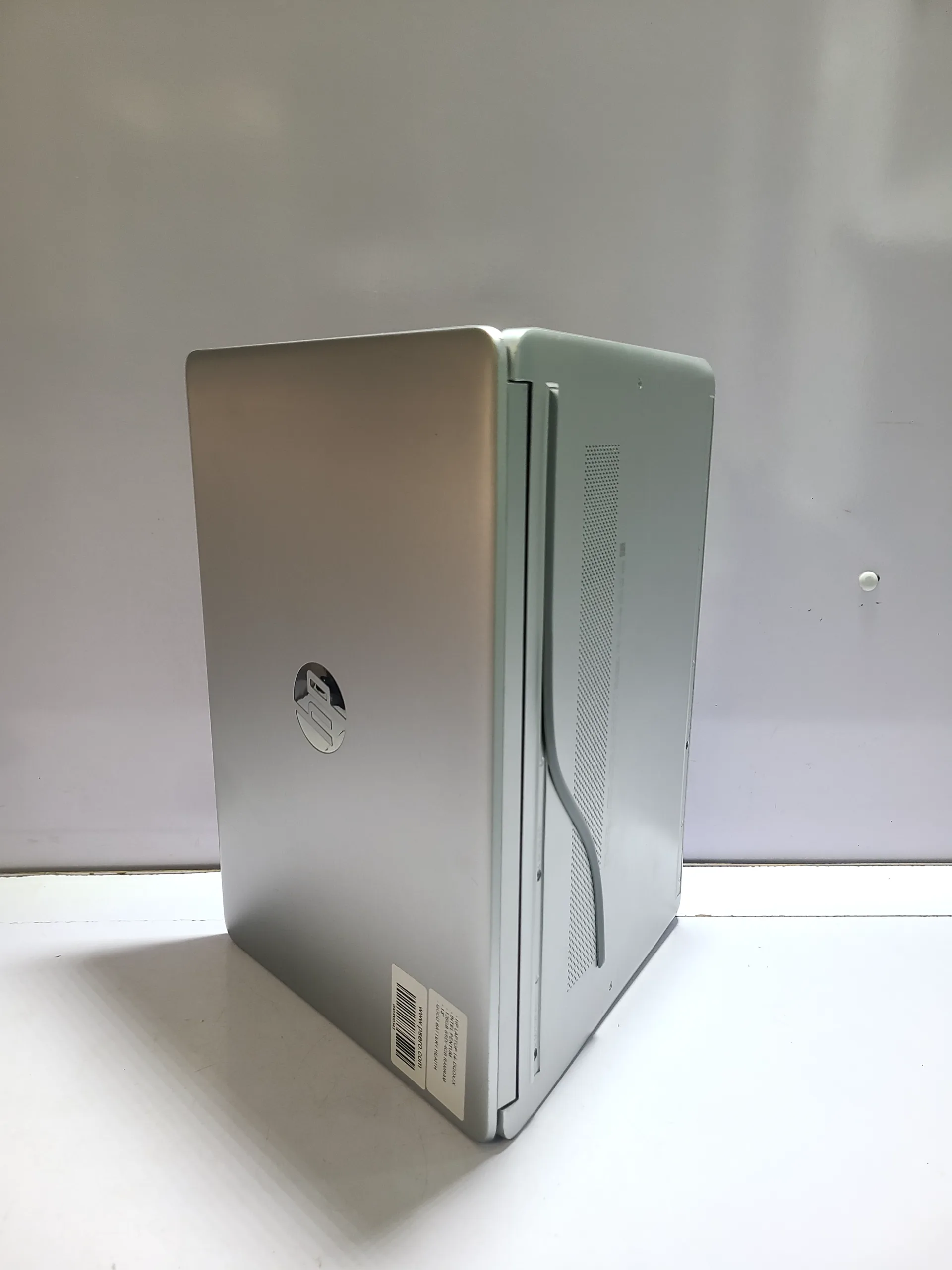 HP Laptop 14 Intel Pentium N500 1.10GHZ - Windows 11 Pro - Image 8