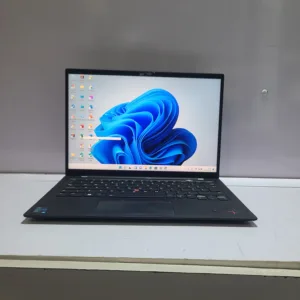 LENOVO THINKPAD GEN 9– INTEL CORE I5 – 128GB SSD – 8GB RAM – KEYBOARDLIGHT – TOUCHSCREEN - WINDOW 11