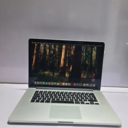 MACBOOK PRO 11,3 – QUAD-CORE INTERLCORE I7- 2.2GHZ – 16GB RAM – 512GB SSD – MAC OSX SEQUOIA 15.5.