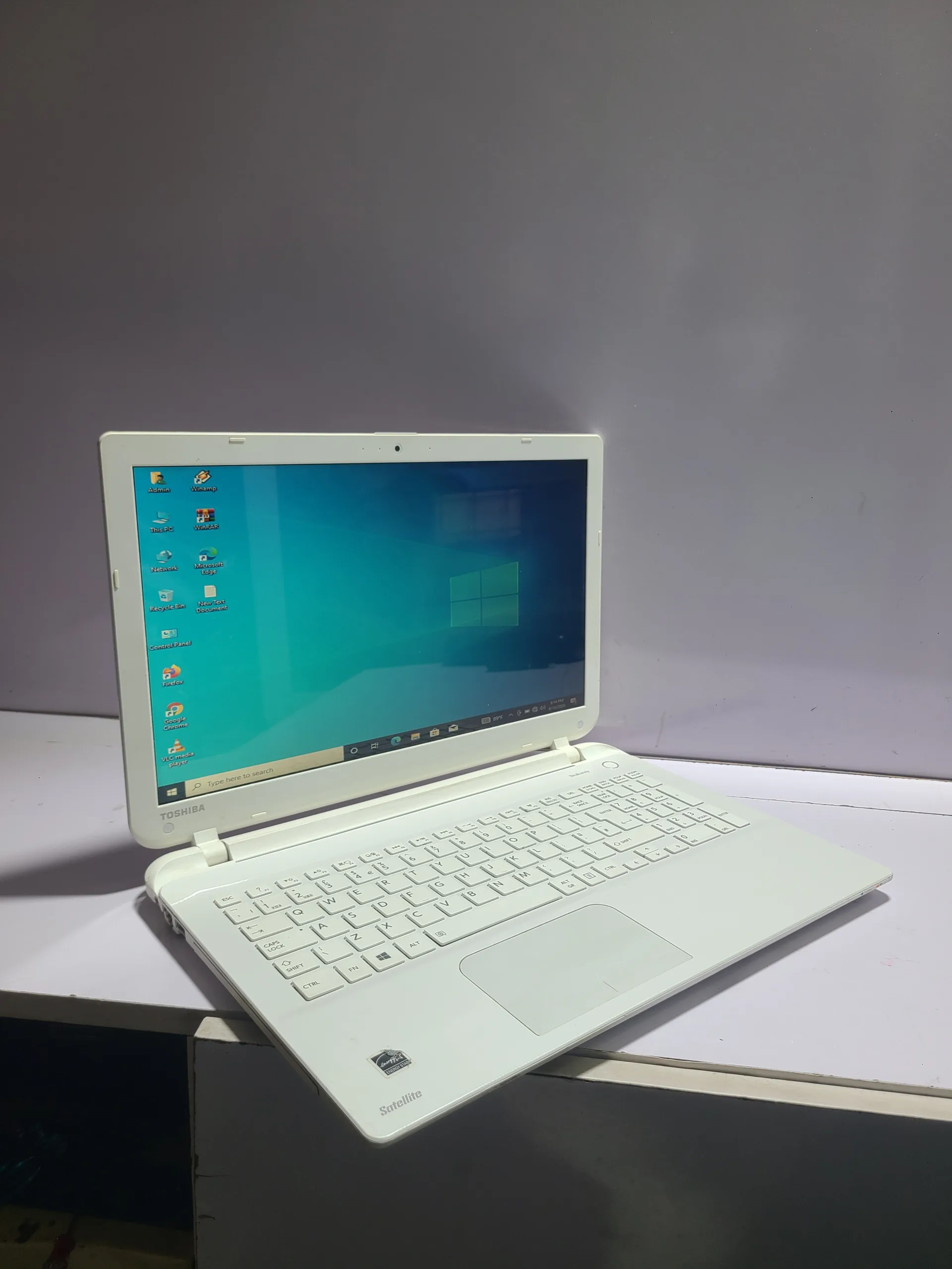 TOSHIBA SATELLITE L50-B – INTEL PENTIUM N3540 -320GB HDD – 8GB RAM – WINDOW 10 PRO - Image 6