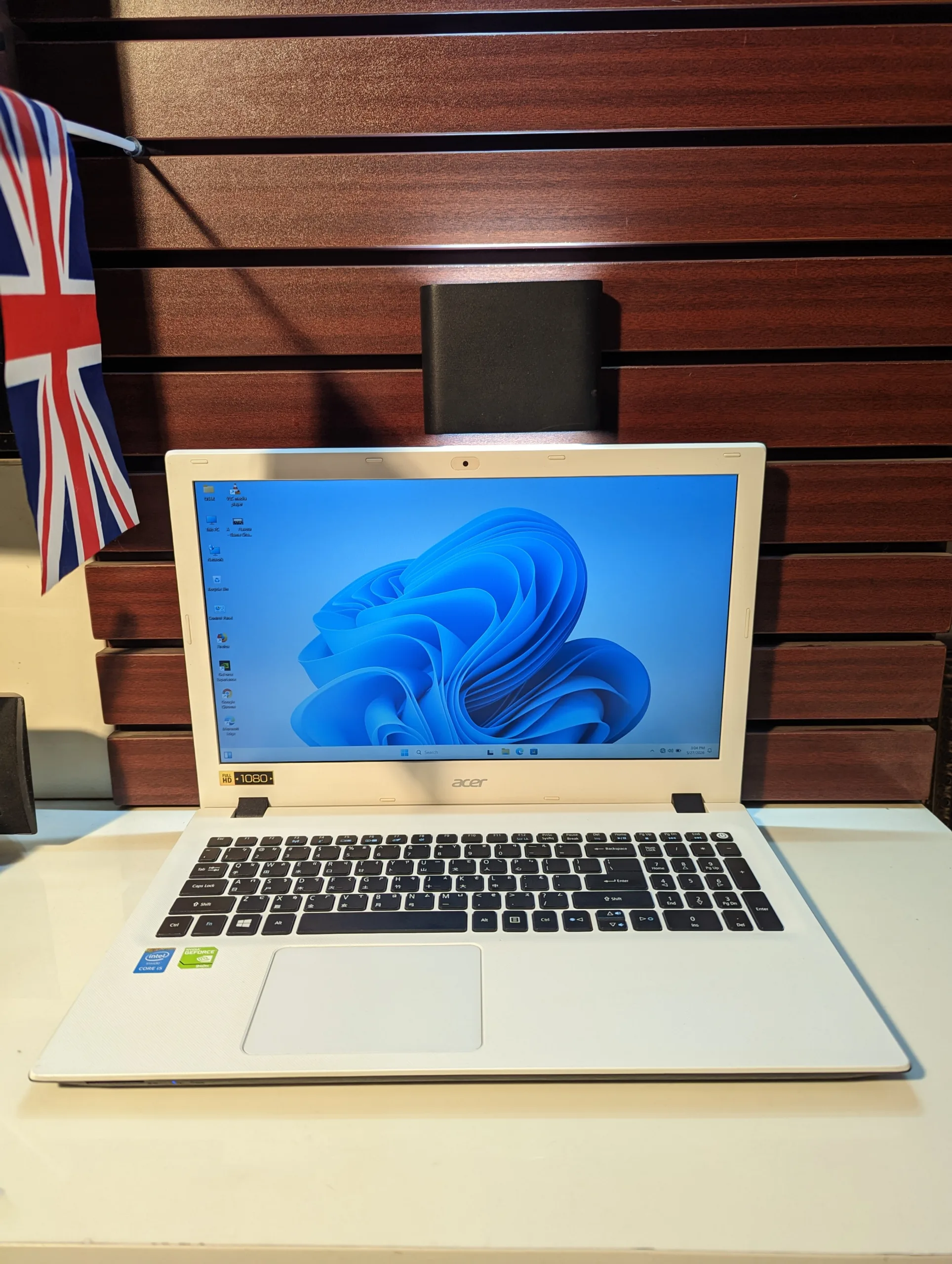 ACER ASPIRE ES-573G – INTEL CORE I5 – 5TH GEN - 8GB RAM- 500GB -2GB DEDICATED - Window 11 - Image 2