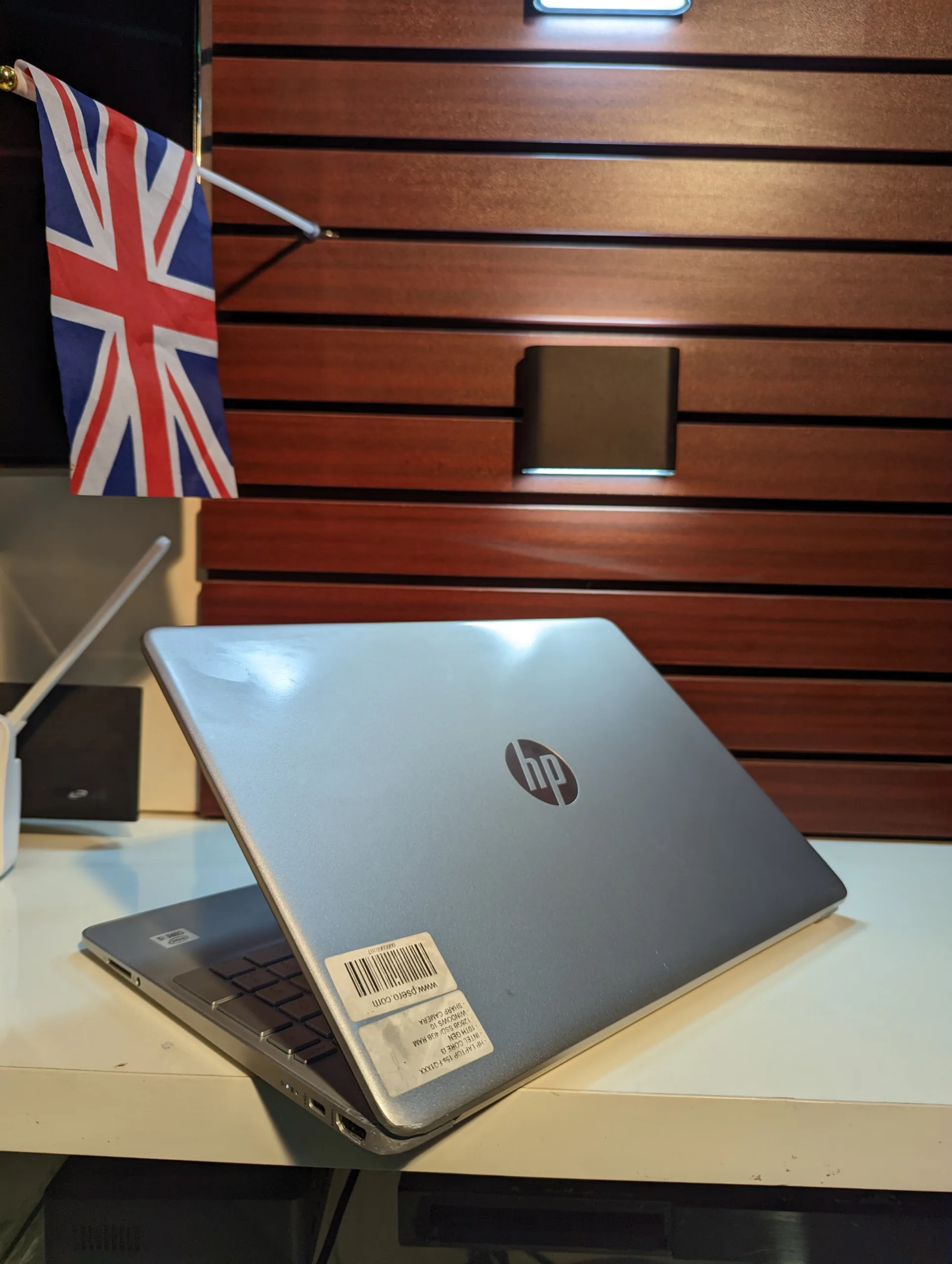 HP LAPTOP 15S-FQ1XX _ INTEL CORE I3 _ 10TH GEN _128GB SSD _ 4GB RAM _ WINDOW 11 PRO - Image 4
