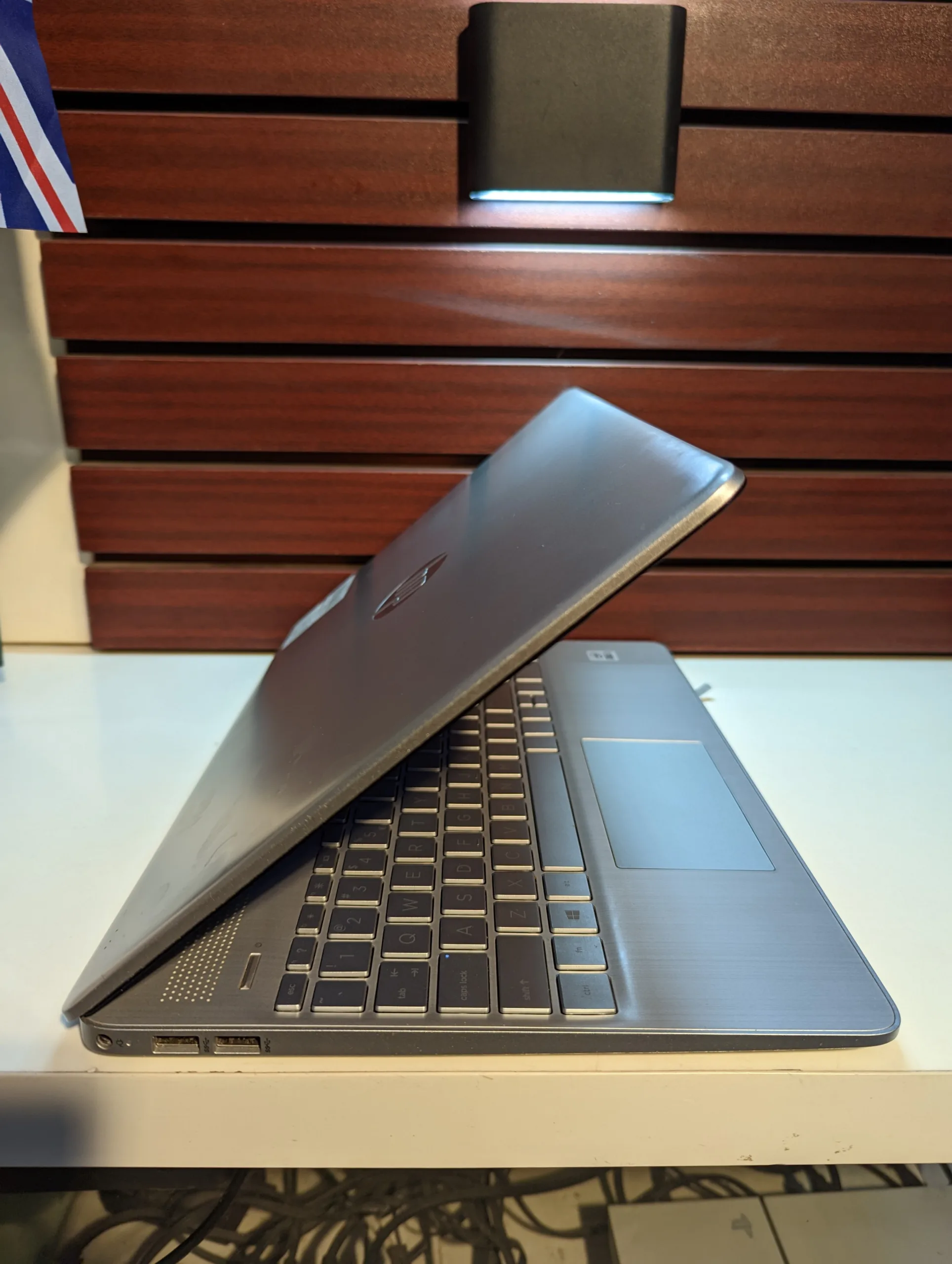 HP LAPTOP 15S-FQ1XX _ INTEL CORE I3 _ 10TH GEN _128GB SSD _ 4GB RAM _ WINDOW 11 PRO - Image 7