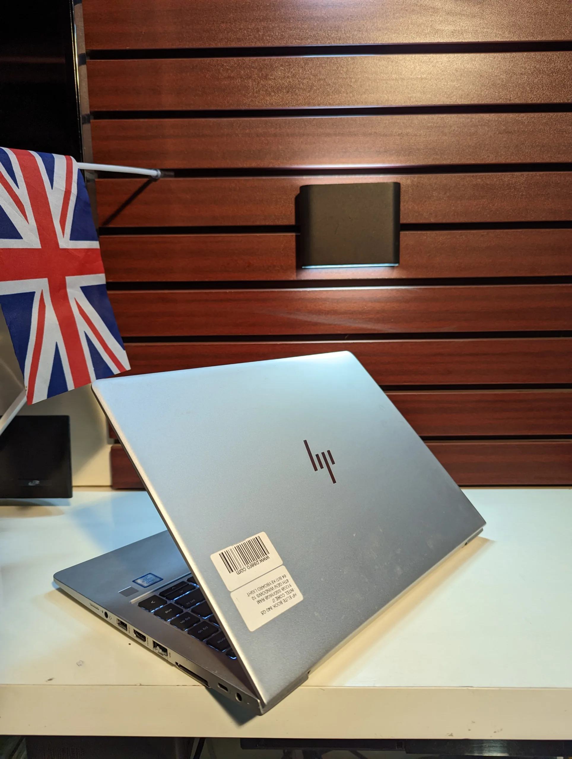 HP ELITEBOOK 840 G5 – INTEL CORE I5 – 8TH GEN – 16GB RAM – 512GB SSD – WINDOW 10 PR0 - Image 3