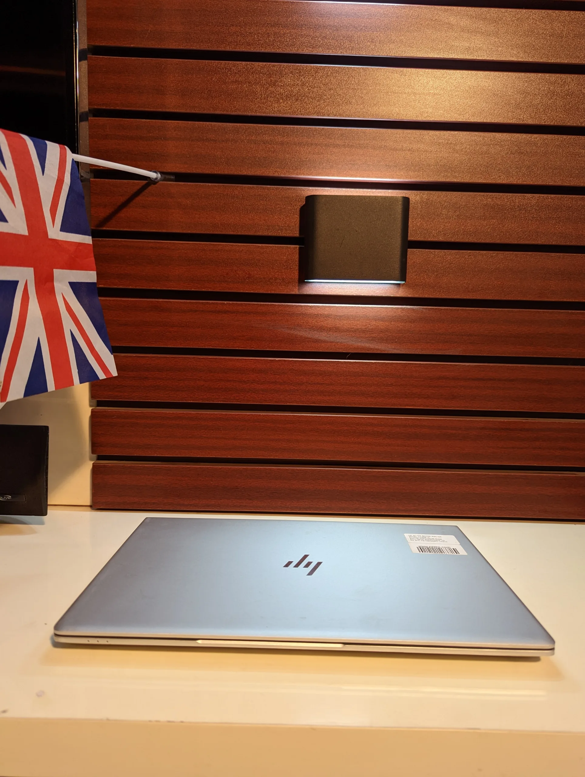 HP ELITEBOOK 840 G5 – INTEL CORE I5 – 8TH GEN – 16GB RAM – 512GB SSD – WINDOW 10 PR0 - Image 7