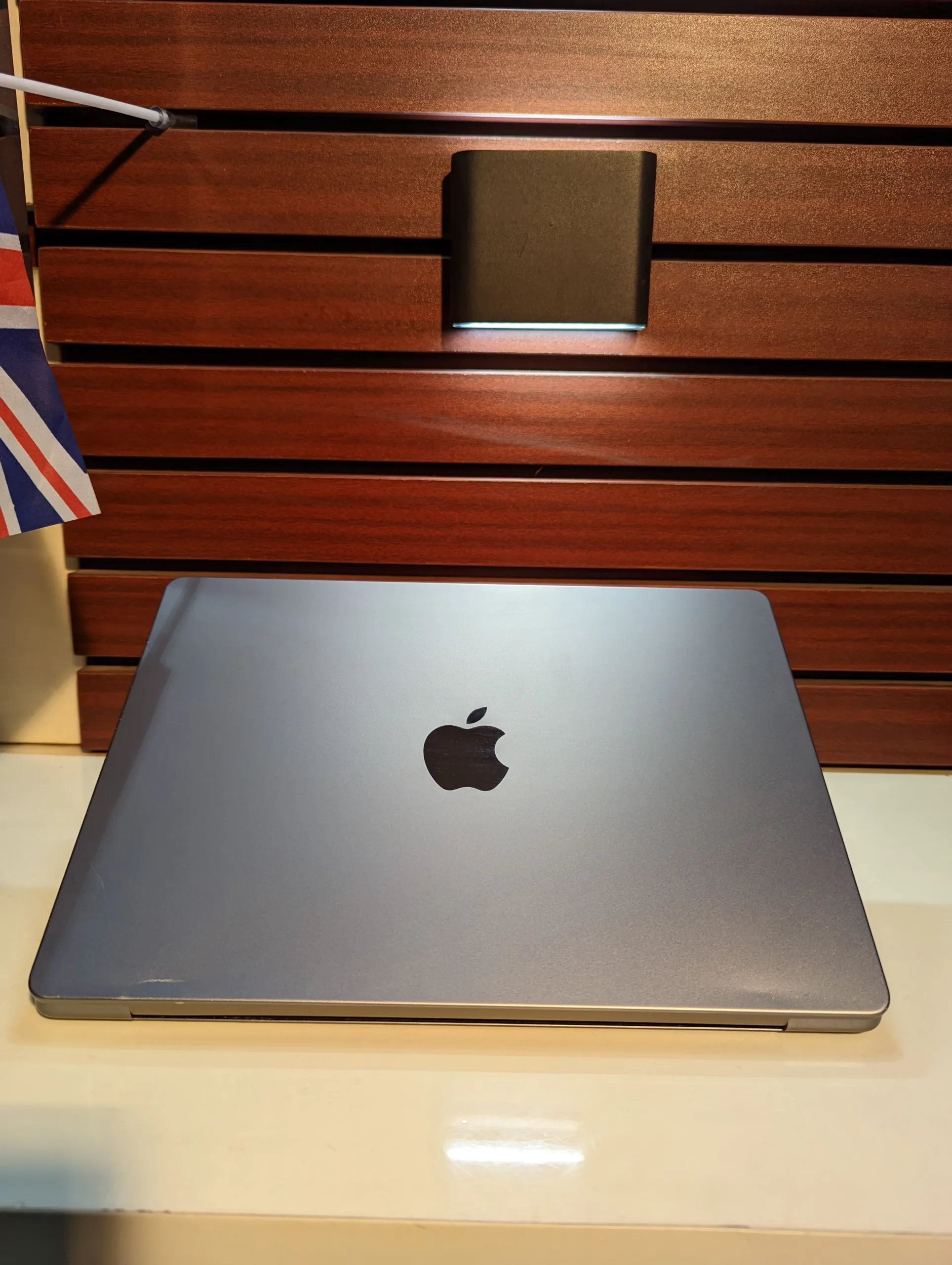 Apple Macbook Pro -M1 8core – 512gb Ssd – 16gb Ram- 14 Inches Display – Tahoe 26.1 - Image 6