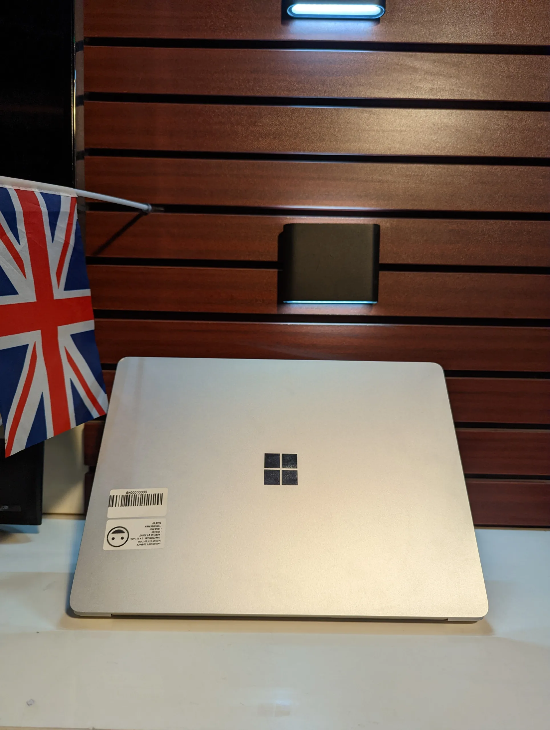 Microsoft Surface Laptop 7th Edition – Snapdragon 12 Core – 1tb Ssd – 16gb Ram – Window 11 Pro - Image 5