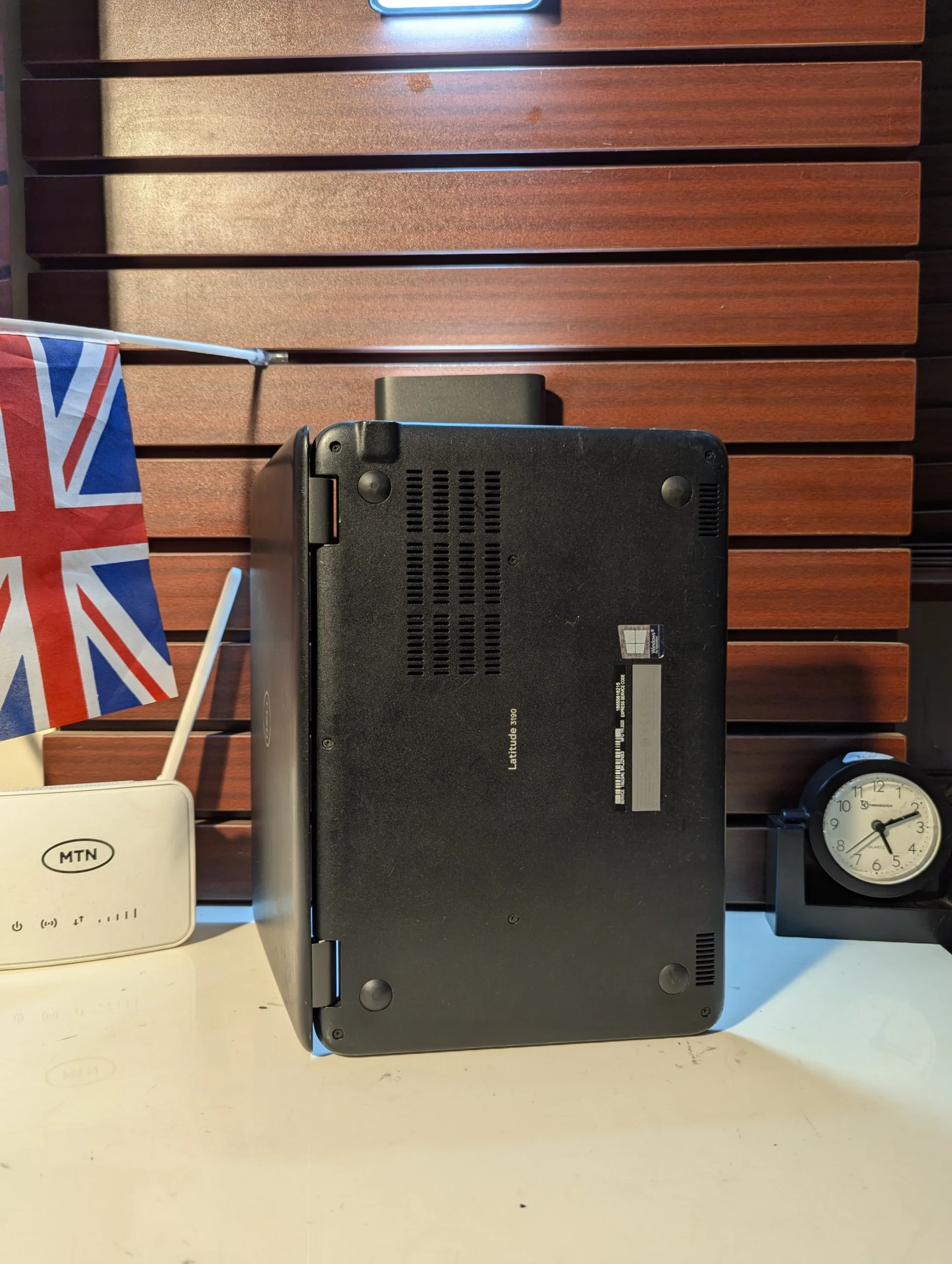 Dell Latitude 3190 – Intel Pentium N5030 – 128GB SSD – 8GB RAM – Window 11 Pro - Image 7