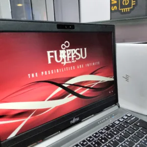 Uk Used Fujitsu Lifebook E736 - 6th Gen- Intel core i5 - 512gb SSD - 8gb ram - Windows 11priGood battery life