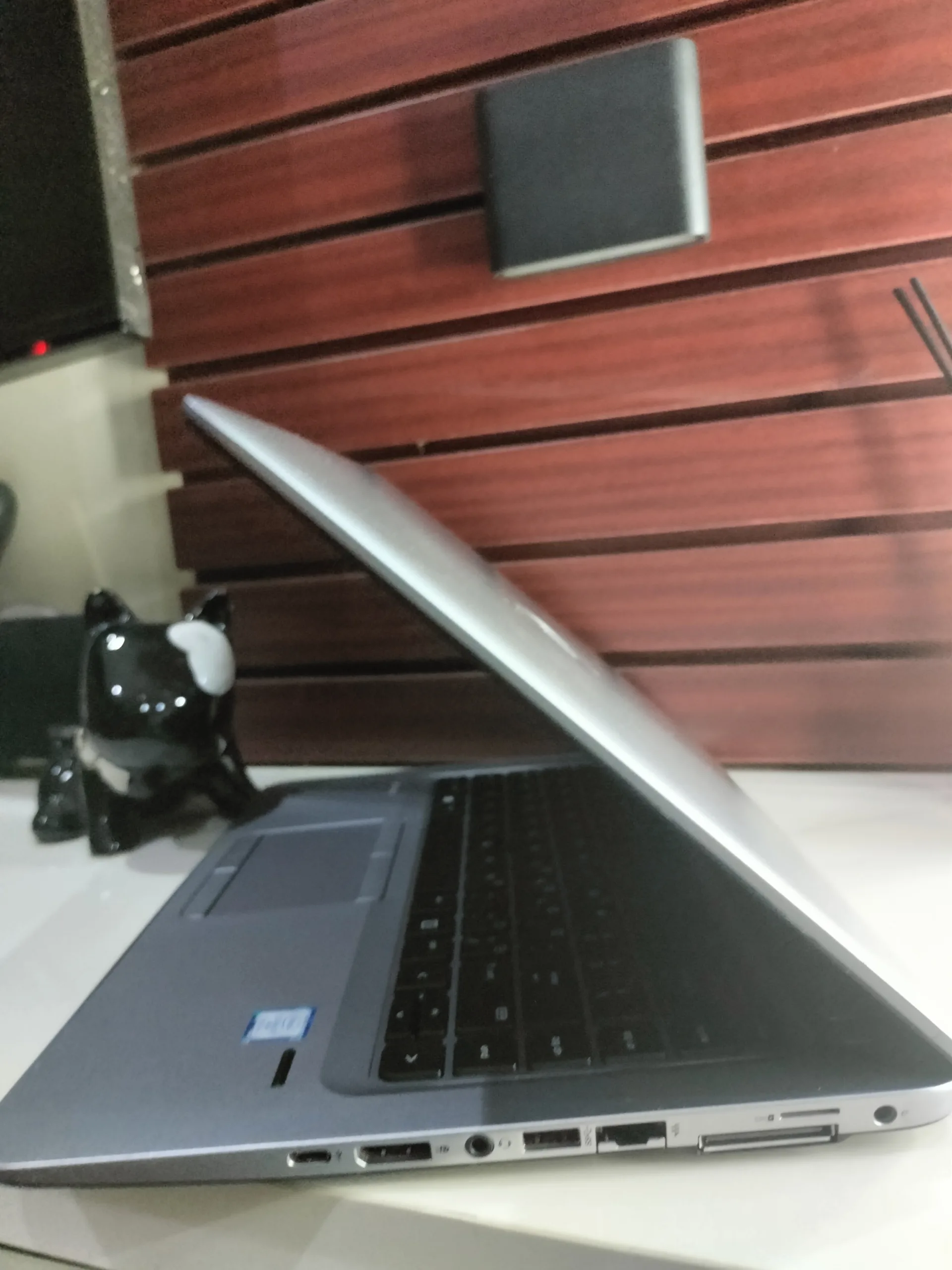 Uk Used Hp EliteBook 840 G4-Core i7-256gb ssd-8gb ram-Exellent battery life - Image 4