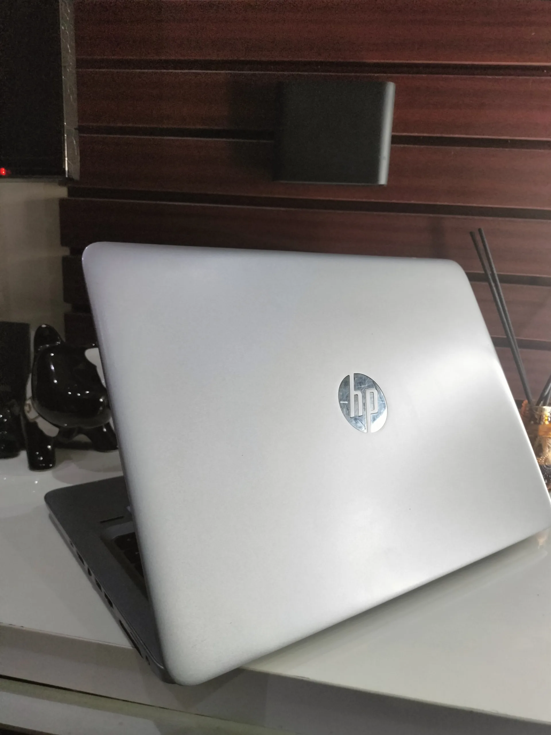Uk Used Hp EliteBook 840 G4-Core i7-256gb ssd-8gb ram-Exellent battery life - Image 3